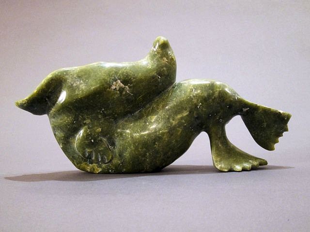 Nuna Parr, Reclining seal
Serpentine, 7 x 13 x 2 1/2 in. (17.8 x 33 x 6.3 cm)
SOLD
00782-1