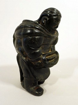 Work:&nbsp;Woman carrying a kudluk
