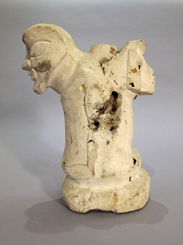 Work:&nbsp;Two heads